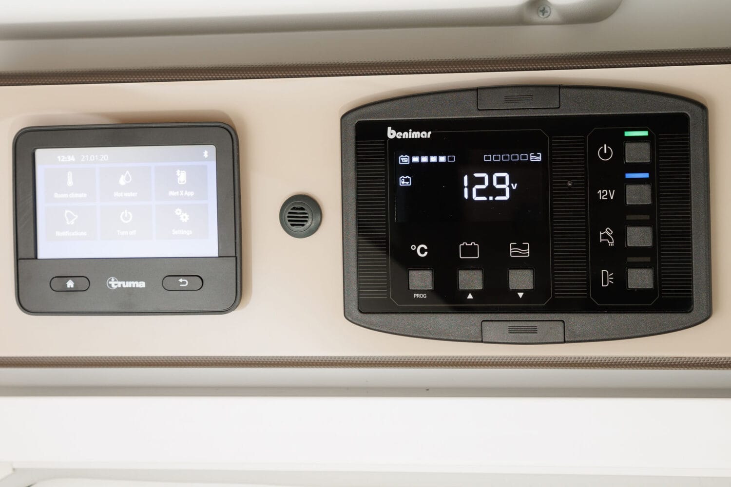 Panel za upravljanje kamperom